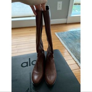 Brown boots